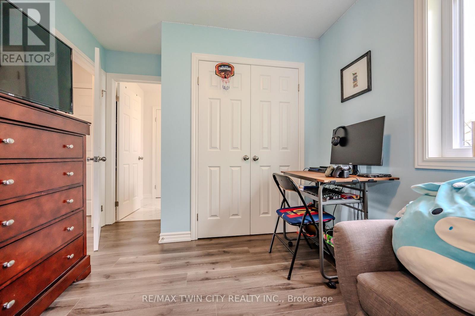 5 - 164 Heiman Street, Kitchener, Ontario  N2M 0B8 - Photo 35 - X12437584