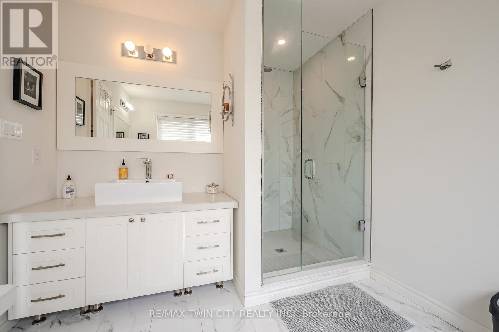 5 - 164 Heiman Street, Kitchener, Ontario  N2M 0B8 - Photo 42 - X12437584