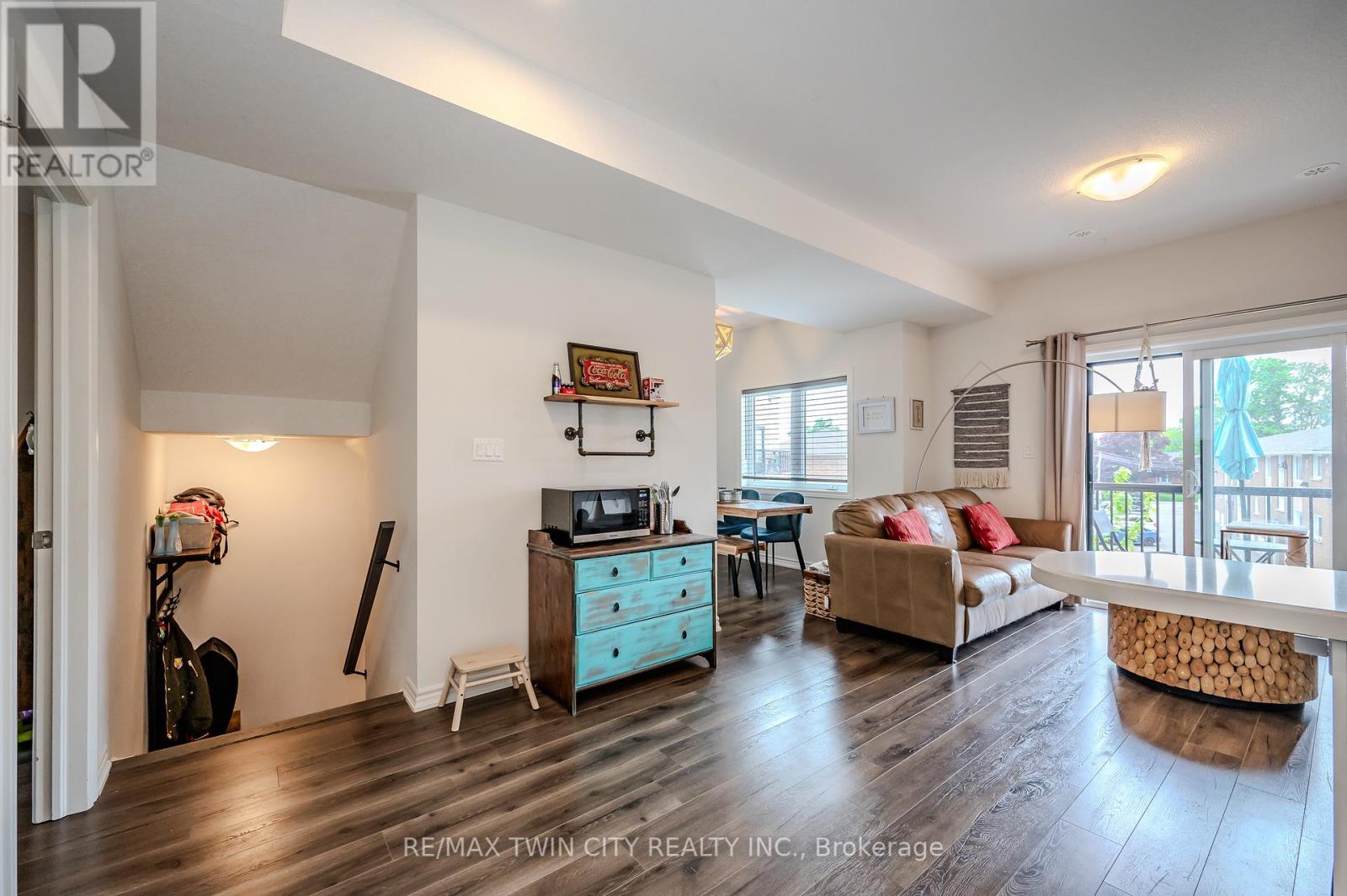 5 - 164 Heiman Street, Kitchener, Ontario  N2M 0B8 - Photo 9 - X12437584