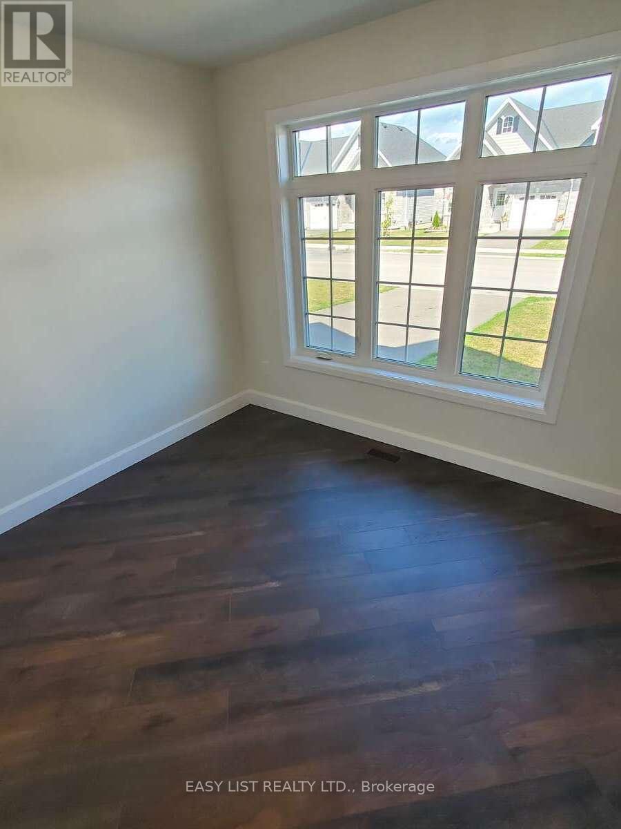 152 Wilmer Avenue, Gananoque, Ontario  K7G 3C3 - Photo 13 - X12437597