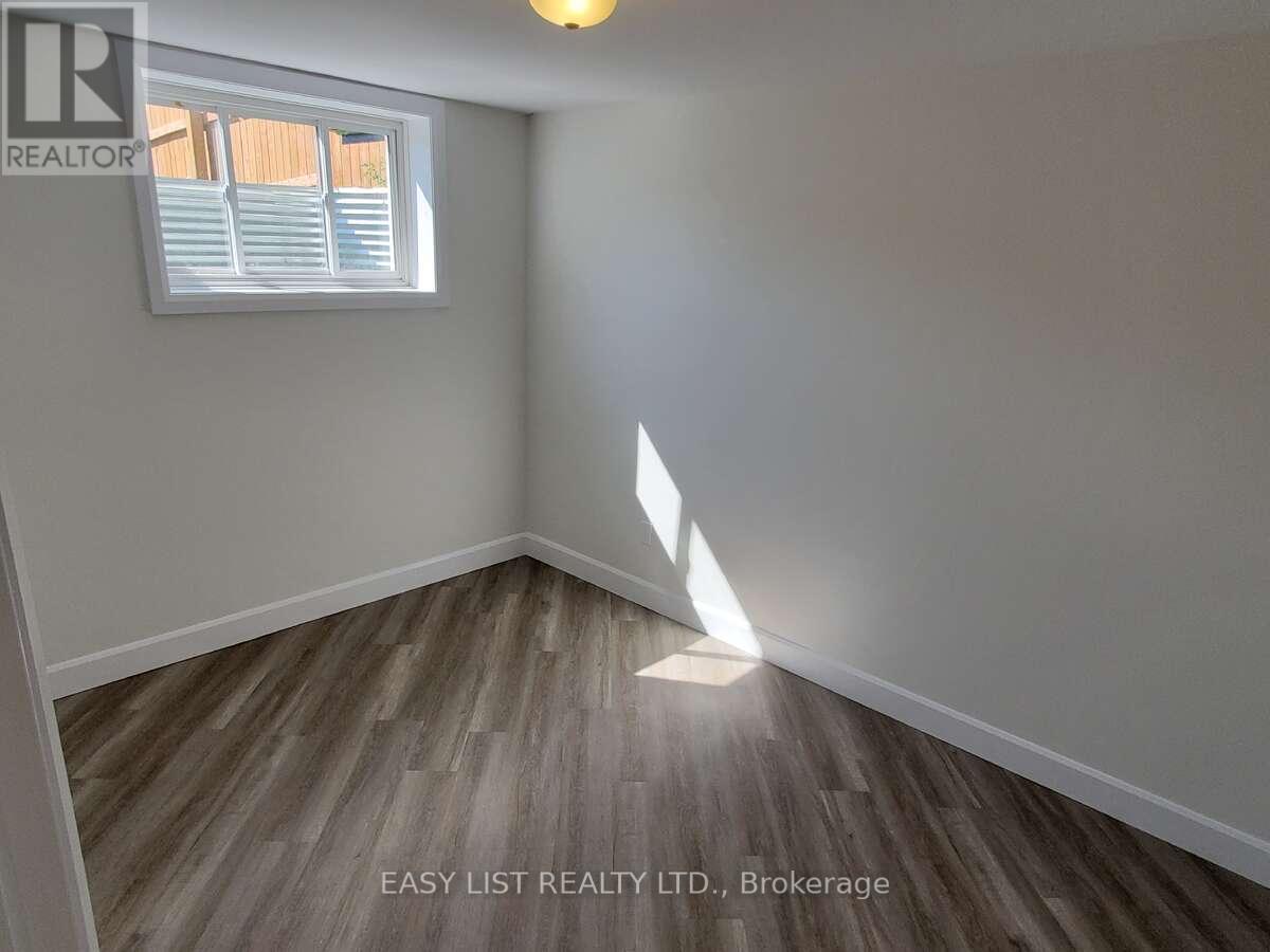 152 Wilmer Avenue, Gananoque, Ontario  K7G 3C3 - Photo 17 - X12437597