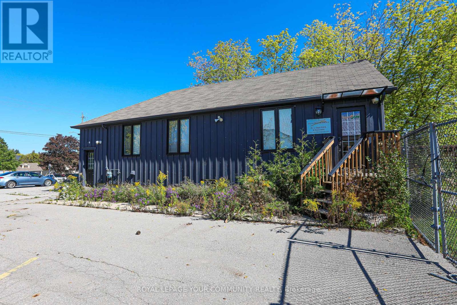155 King Road, Richmond Hill, Ontario  L4E 2W1 - Photo 4 - N12421512