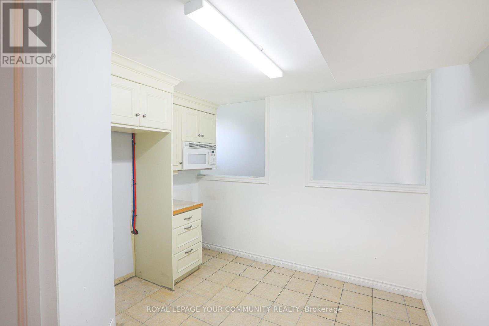 155 King Road, Richmond Hill, Ontario  L4E 2W1 - Photo 15 - N12421512