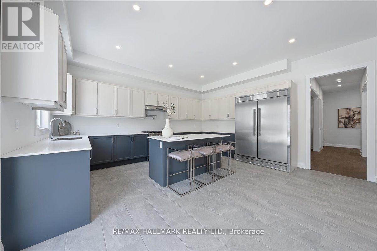15 Aida Place N, Richmond Hill (Oak Ridges), Ontario  L4E 2Y5 - Photo 12 - N12433643