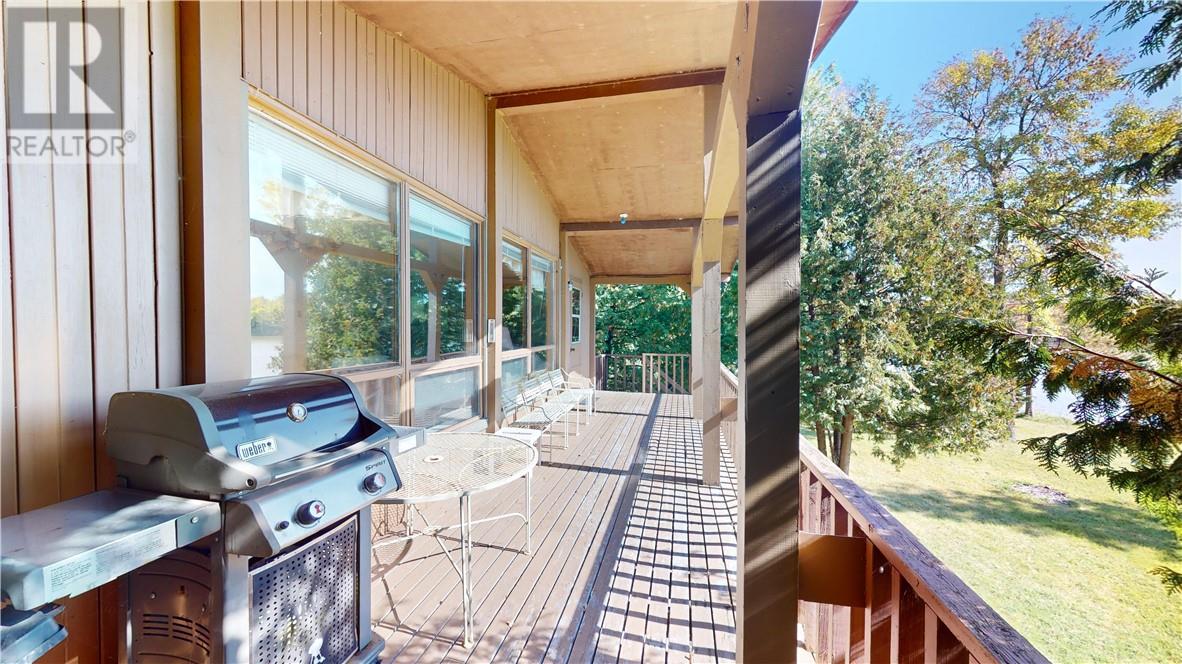 240 Rosewood Lane, Manitoulin Island, Ontario  P0P 1W0 - Photo 4 - 2121727