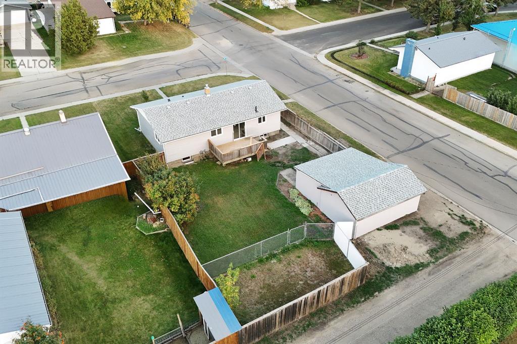 5402 59 Street, Ponoka, Alberta  T4J 1K6 - Photo 2 - A2256881