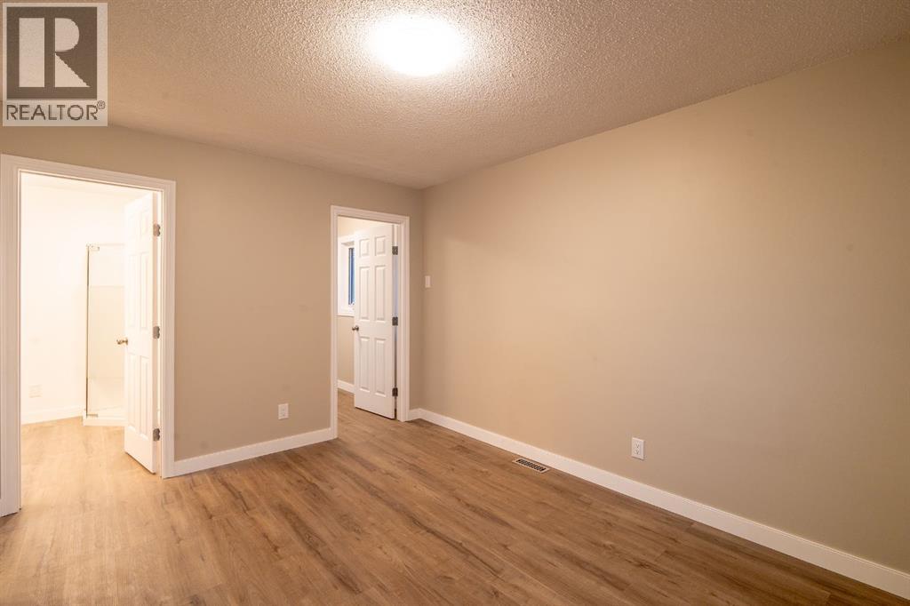 5402 59 Street, Ponoka, Alberta  T4J 1K6 - Photo 21 - A2256881