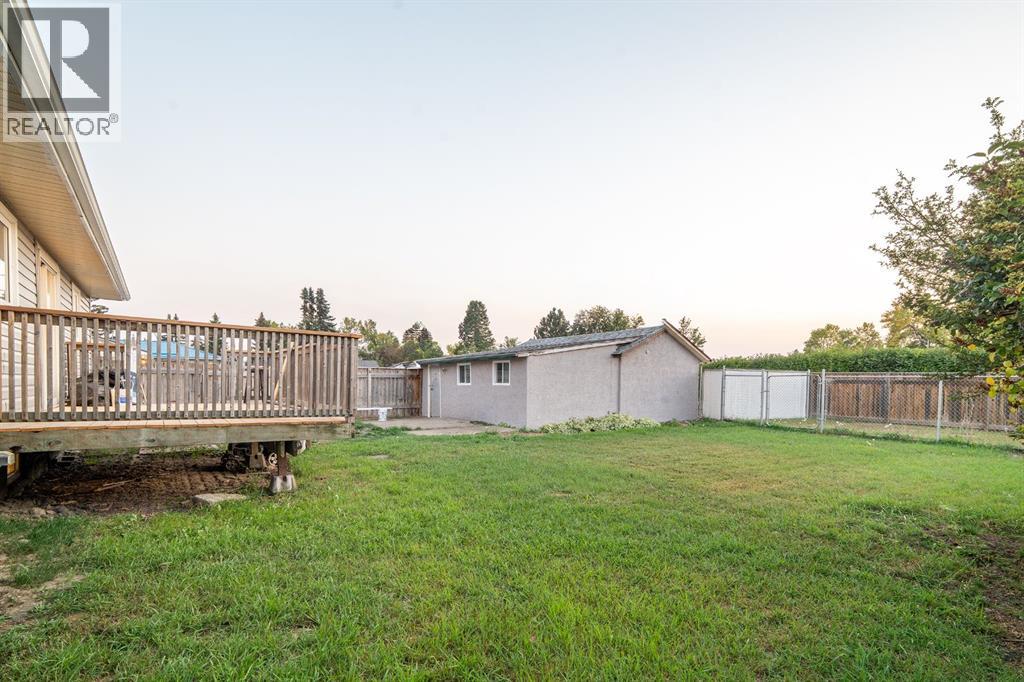 5402 59 Street, Ponoka, Alberta  T4J 1K6 - Photo 42 - A2256881