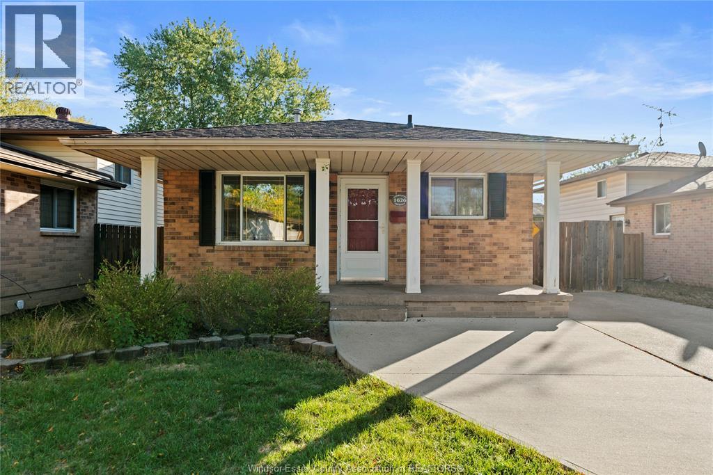 MLS# 25024974: 1626 COURTLAND CRESCENT, Windsor, Canada