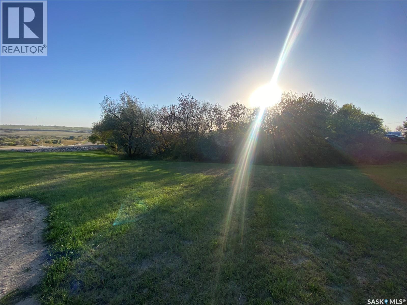 26 Park Avenue, Oxbow, Saskatchewan  S0C 2B0 - Photo 4 - SK019792
