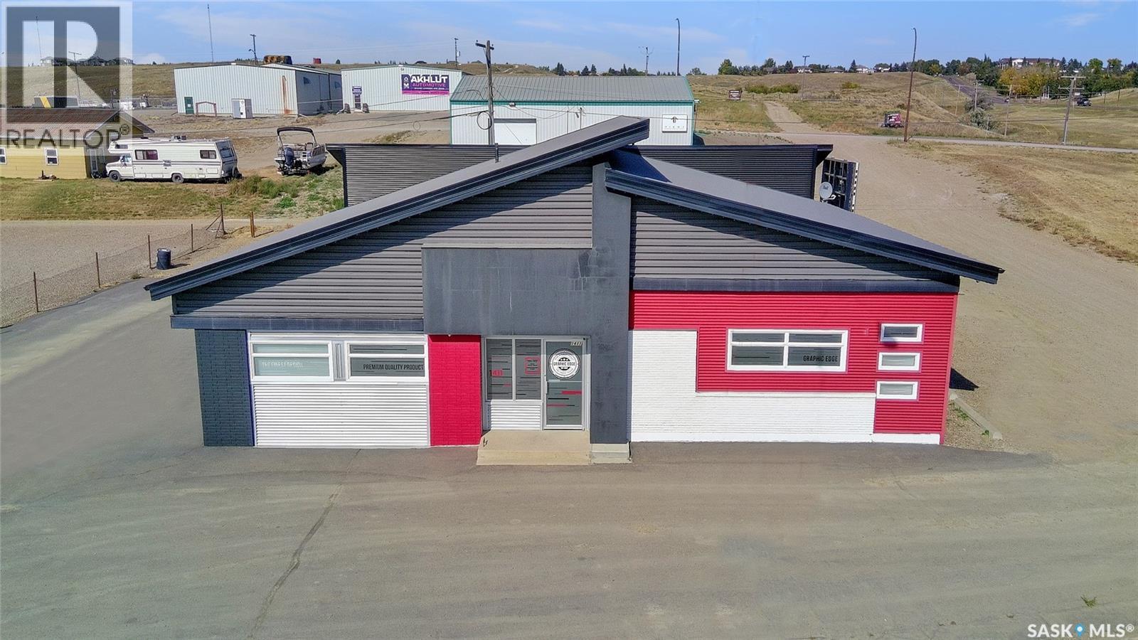 1411 North Service ROAD W, Swift Current, Saskatchewan