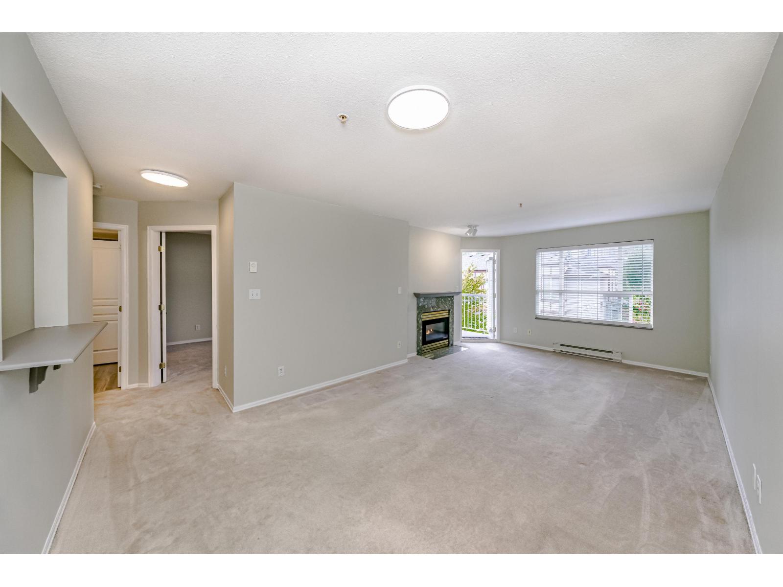 304 13955 Laurel Drive, Surrey, British Columbia  V3T 1A8 - Photo 6 - R3053574