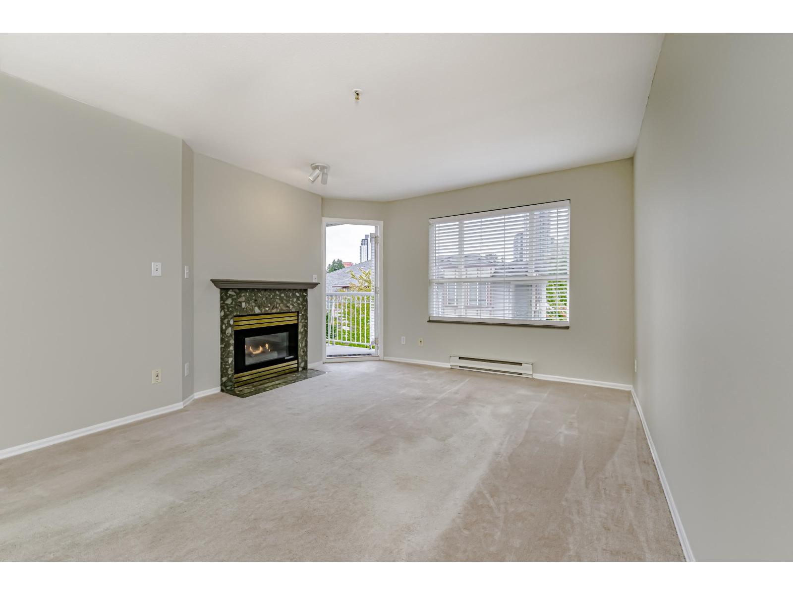 304 13955 Laurel Drive, Surrey, British Columbia  V3T 1A8 - Photo 7 - R3053574