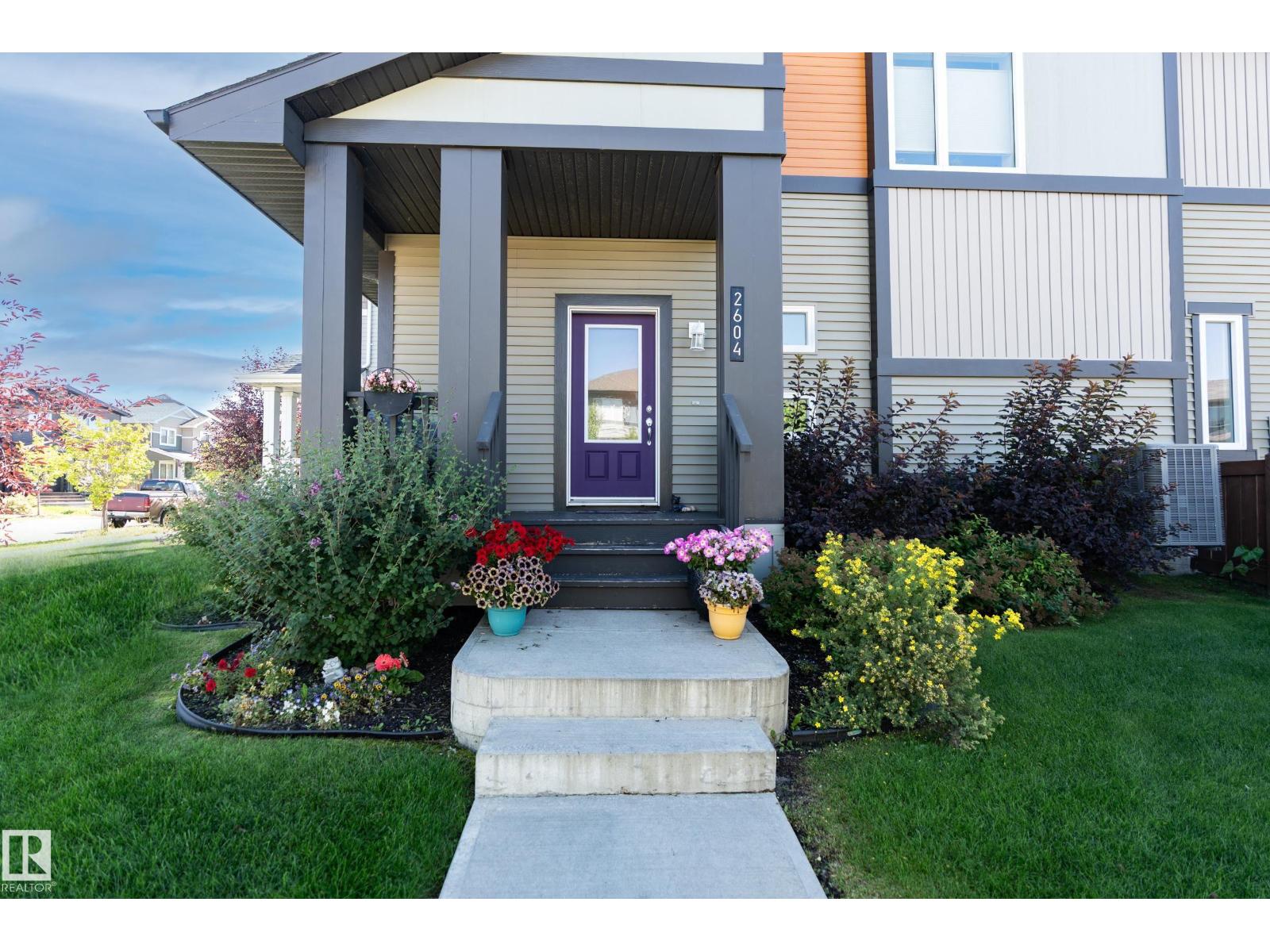 2604 PRICE CM SW, Edmonton, Alberta