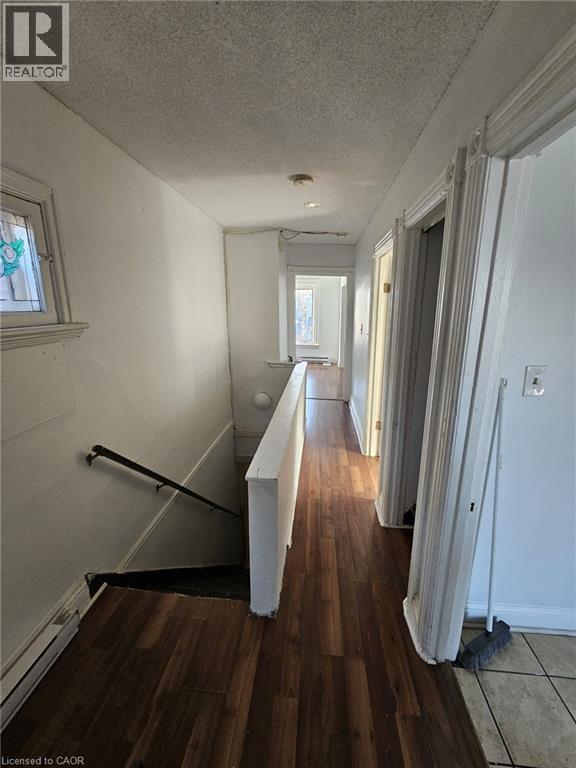 219 Avondale Street, Hamilton, Ontario  L8L 7C4 - Photo 11 - 40770412