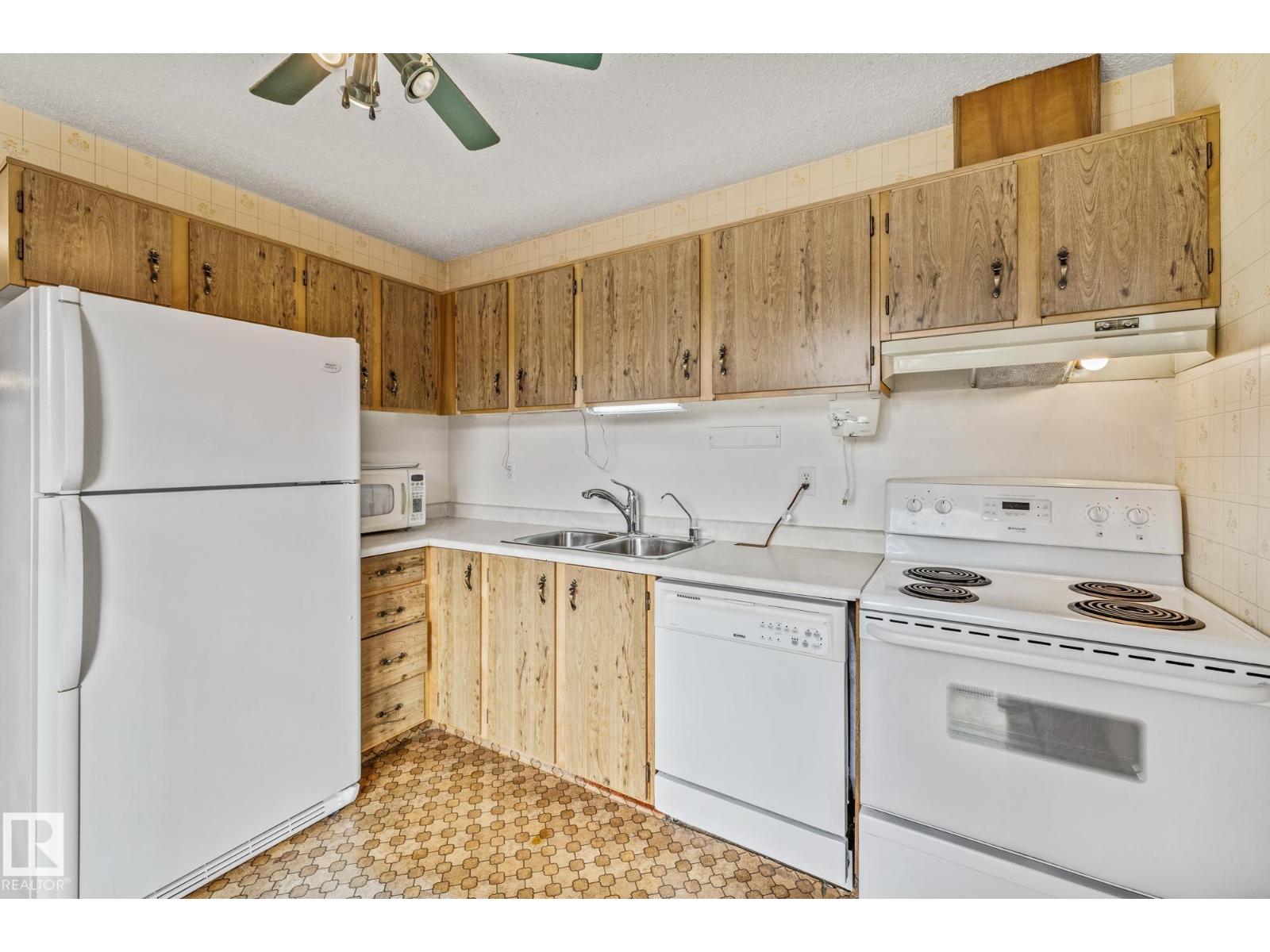 3511 42 Av Nw, Edmonton, Alberta  T6L 5C7 - Photo 12 - E4460250