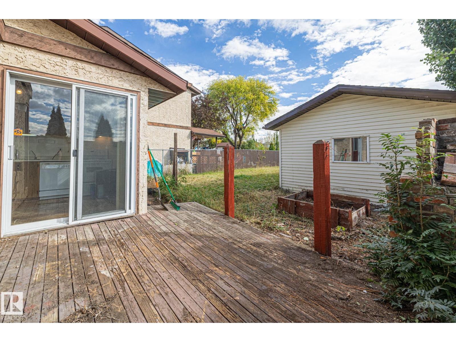 3511 42 Av Nw, Edmonton, Alberta  T6L 5C7 - Photo 28 - E4460250
