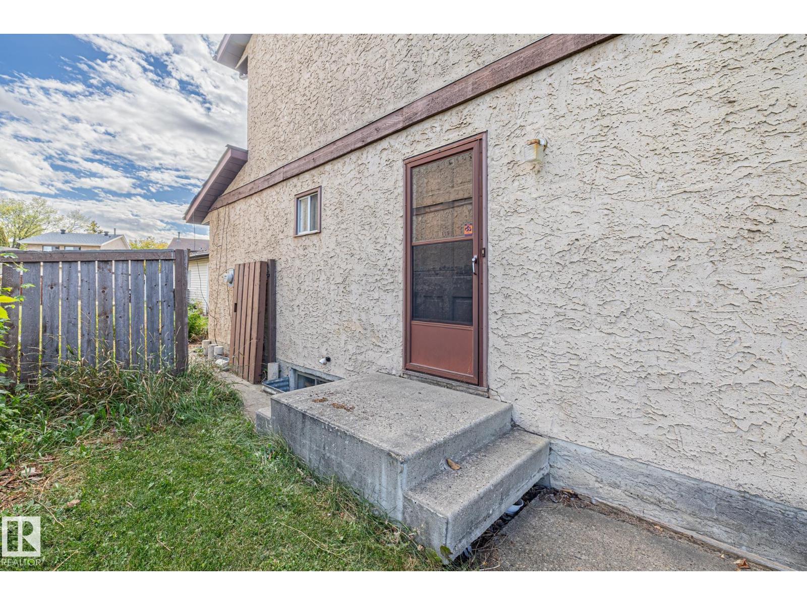 3511 42 Av Nw, Edmonton, Alberta  T6L 5C7 - Photo 33 - E4460250