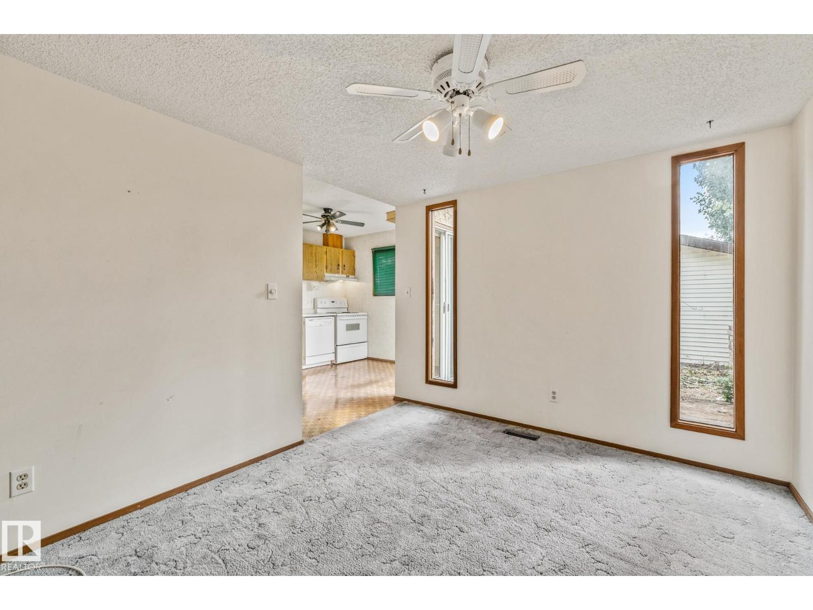3511 42 Av Nw, Edmonton, Alberta  T6L 5C7 - Photo 8 - E4460250