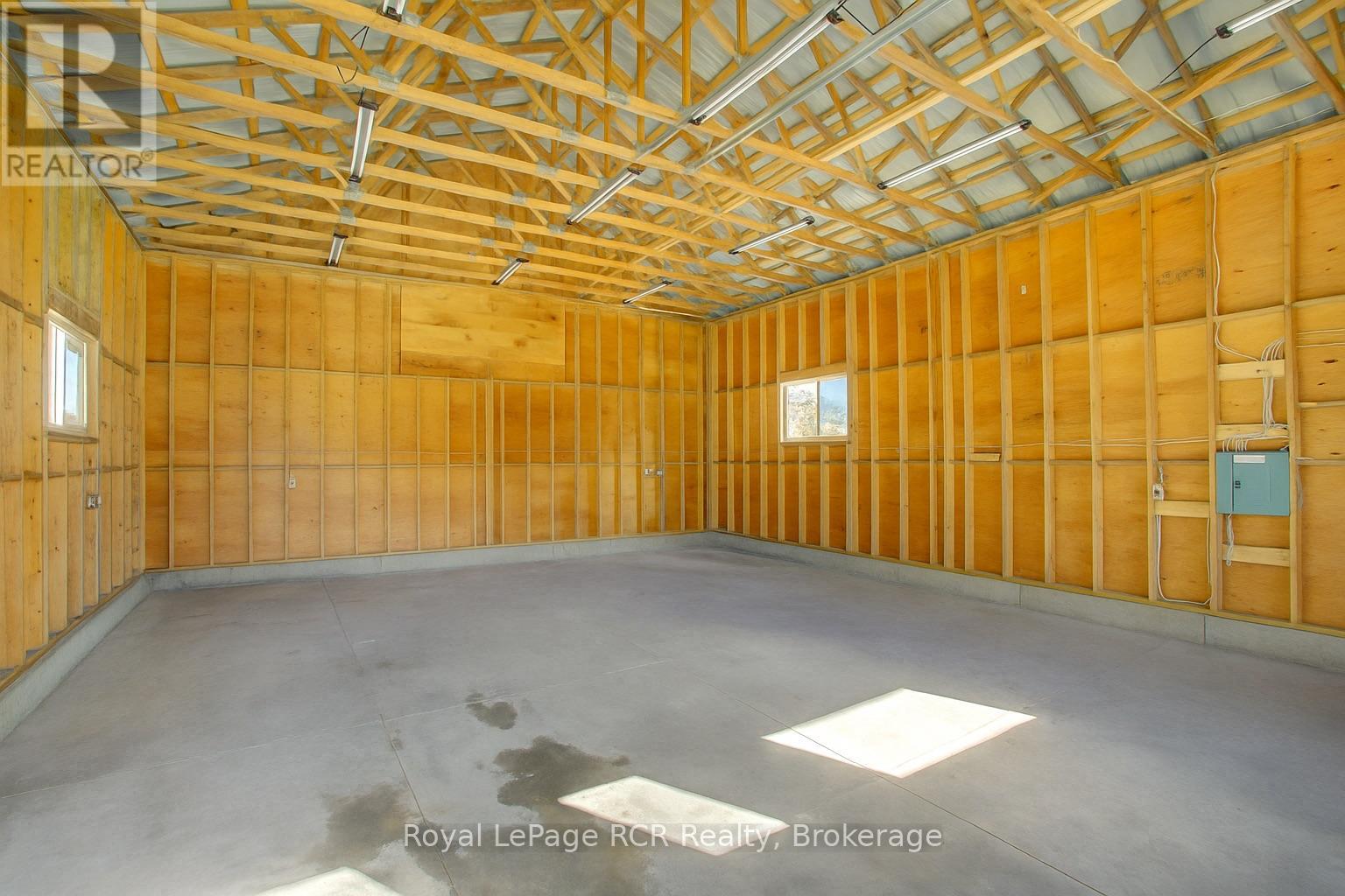 193608 30th Side Road, Hanover, Ontario  N4N 3B8 - Photo 29 - X12432935