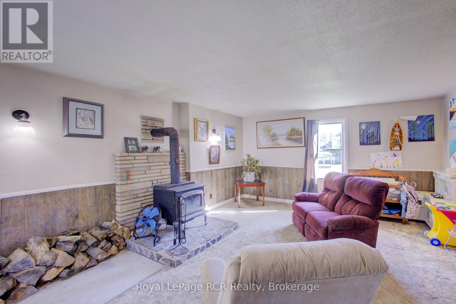 193608 30th Side Road, Hanover, Ontario  N4N 3B8 - Photo 20 - X12432935