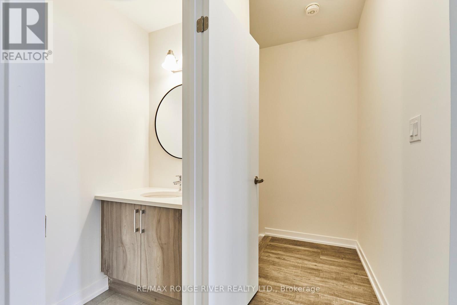 106 Ziibi Way, Clarington, Ontario  L1B 0W5 - Photo 7 - E12436405