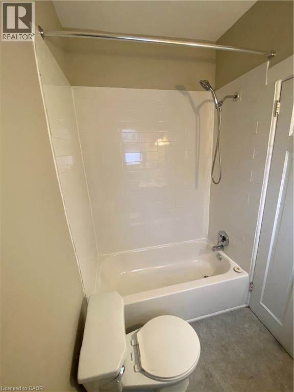 70 Belview Avenue, Hamilton, Ontario  L8L 7K8 - Photo 6 - 40774056