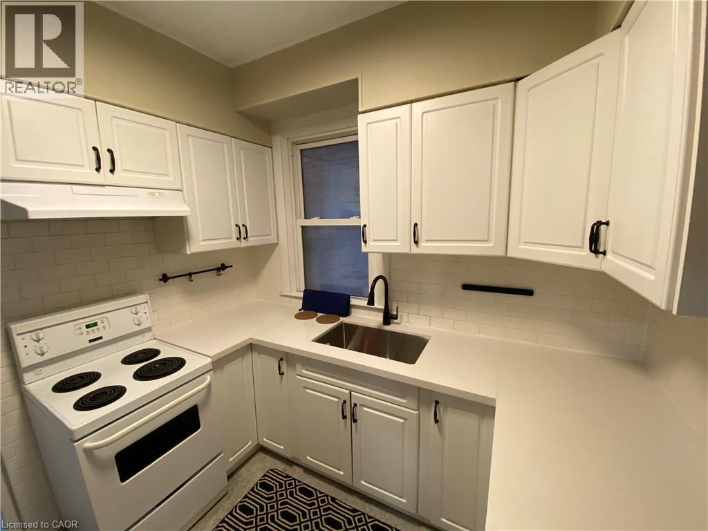 70 Belview Avenue, Hamilton, Ontario  L8L 7K8 - Photo 9 - 40774056