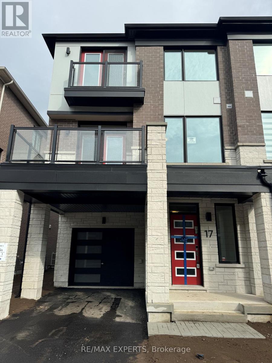 17 PEAREN LANE, Barrie, Ontario