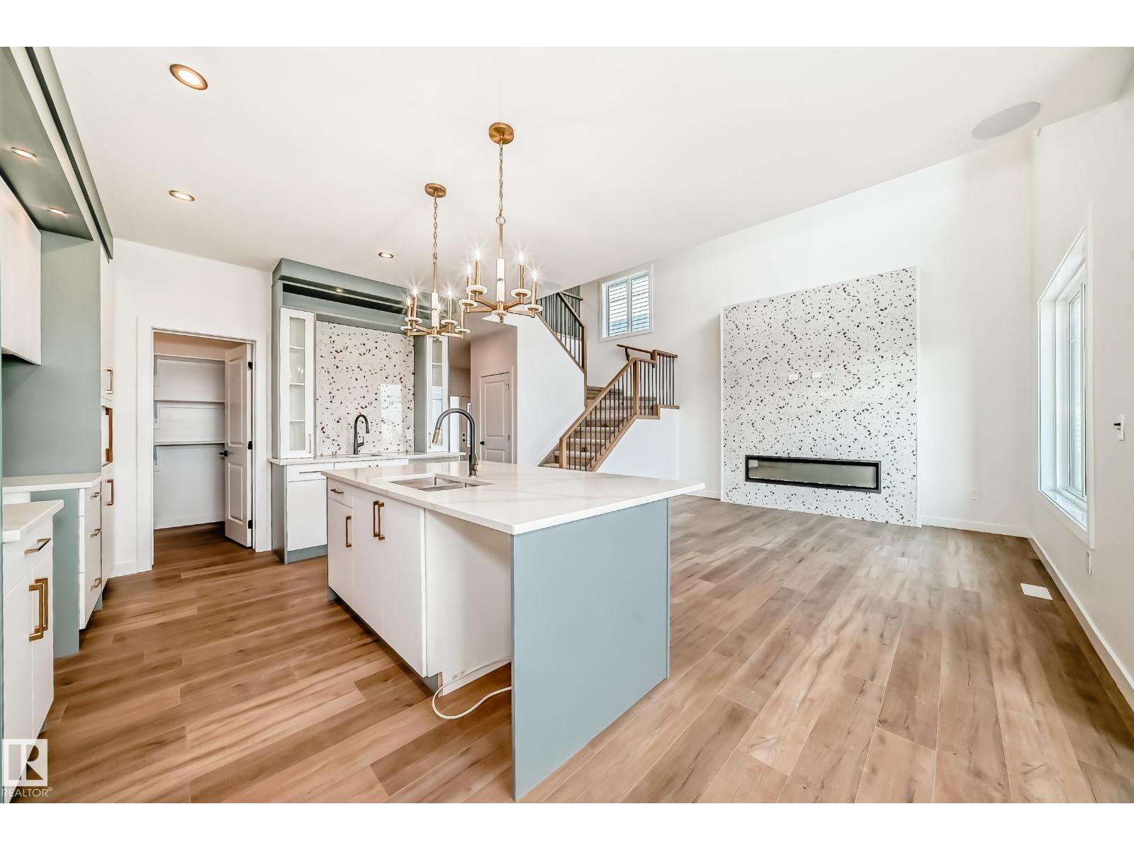 15 Axelwood Cr, Spruce Grove, Alberta  T7X 3C6 - Photo 3 - E4449912