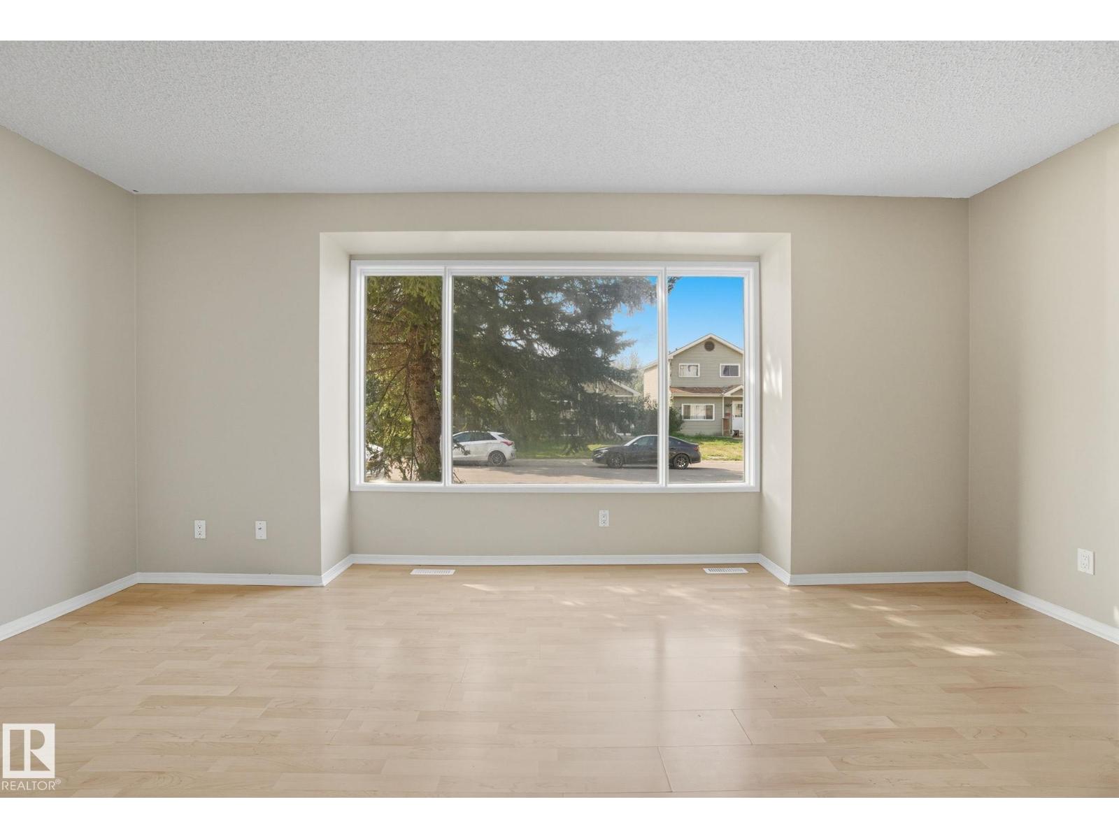 121 Kirkwood Wy Nw, Edmonton, Alberta  T6L 5J7 - Photo 10 - E4460251