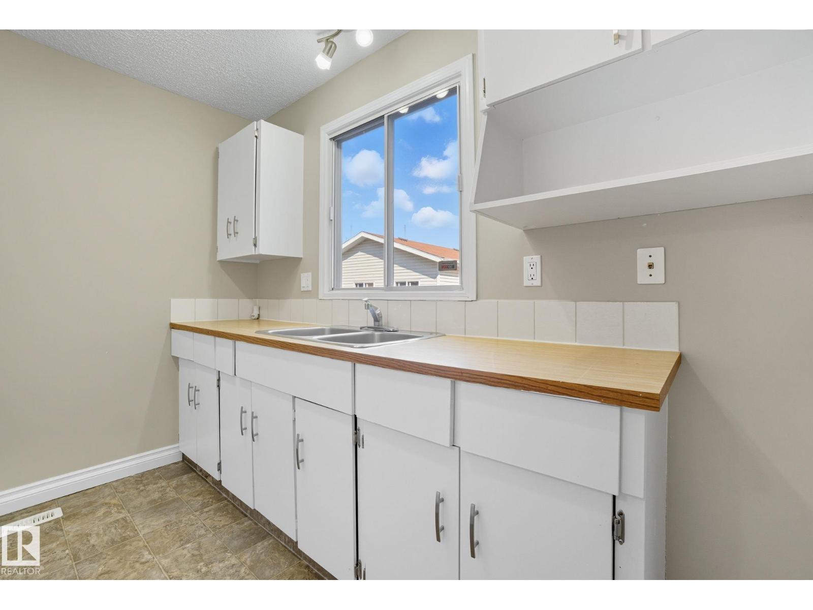 121 Kirkwood Wy Nw, Edmonton, Alberta  T6L 5J7 - Photo 19 - E4460251