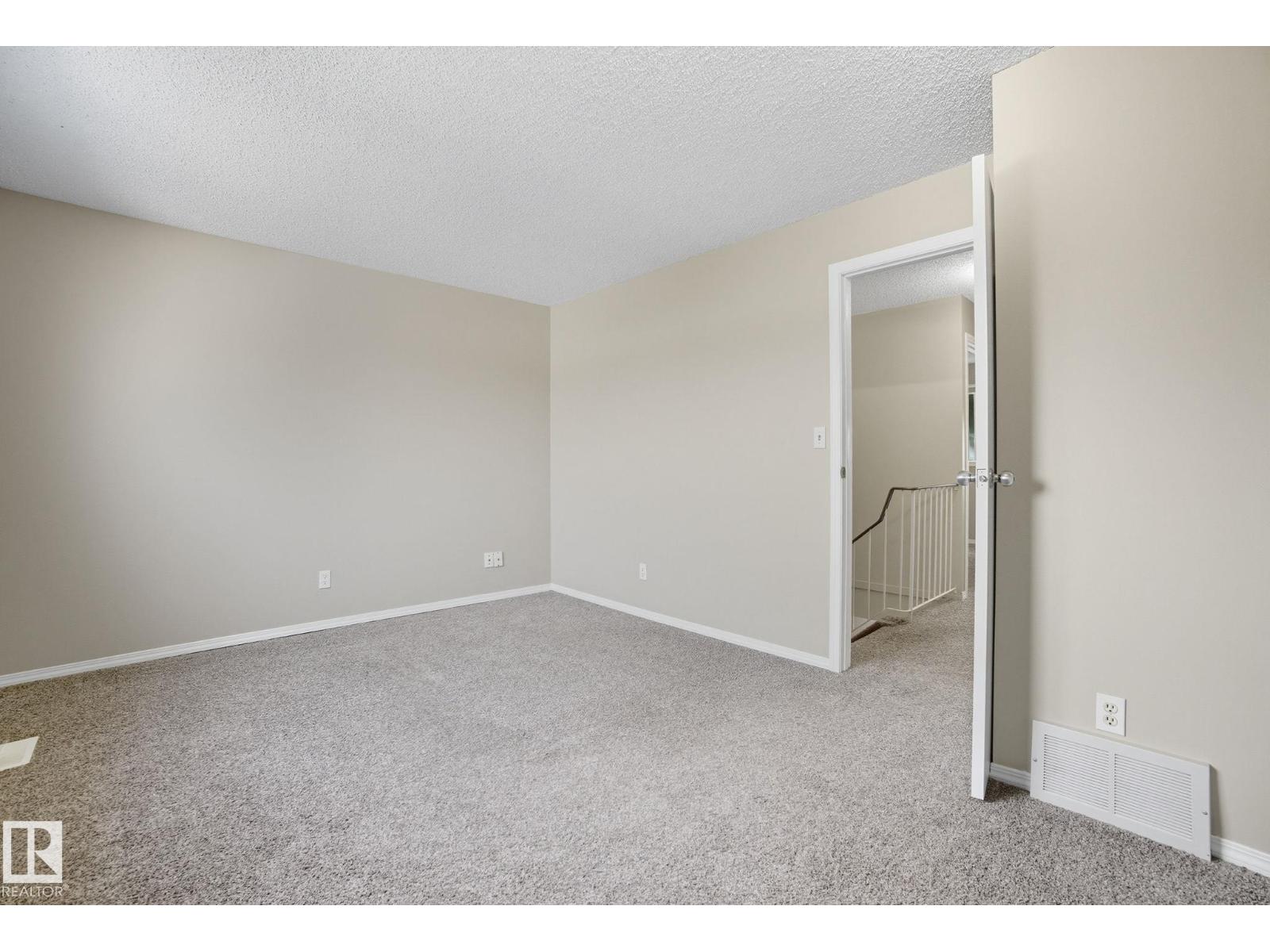 121 Kirkwood Wy Nw, Edmonton, Alberta  T6L 5J7 - Photo 28 - E4460251