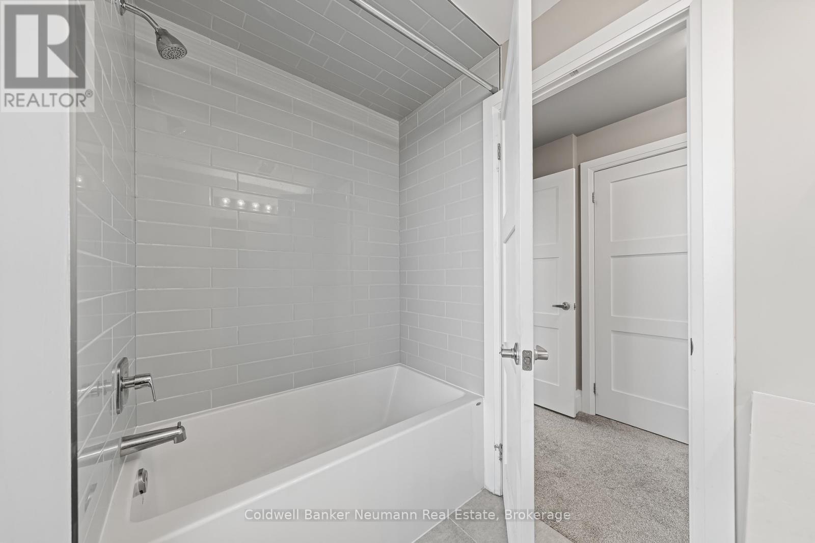 802 - 73 Arthur Street, Guelph, Ontario  N1E 0S6 - Photo 11 - X12437841