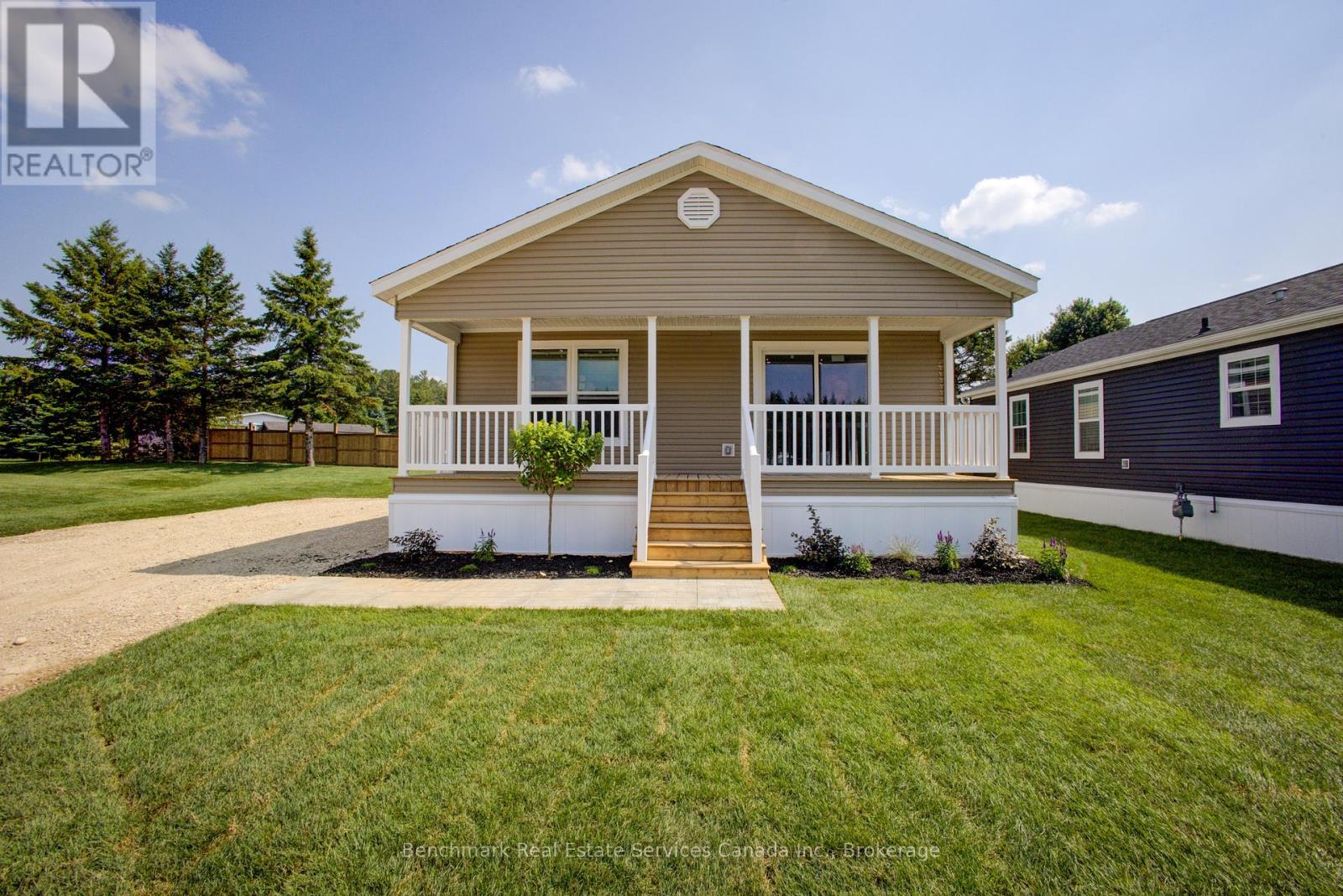 210 SPRUCE DRIVE, West Grey, Ontario