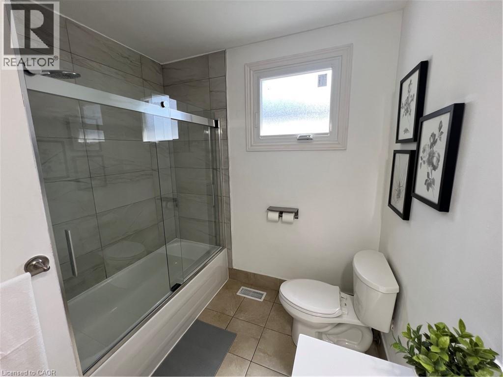 228 Lawnhurst Court, Hamilton, Ontario  L8V 4R4 - Photo 21 - 40769518