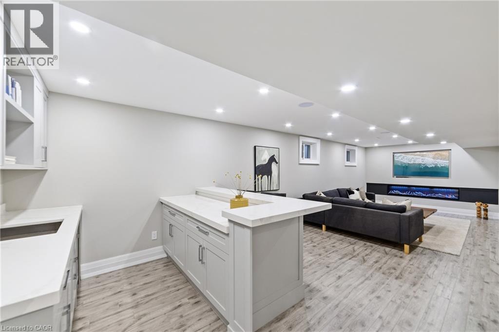 1857 Friar Tuck Court, Mississauga, Ontario  L5K 2L4 - Photo 29 - 40771518