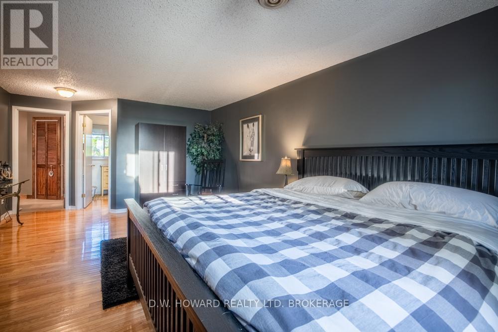 2264 Shisler Road, Fort Erie, Ontario  L0S 1S0 - Photo 20 - X12425927