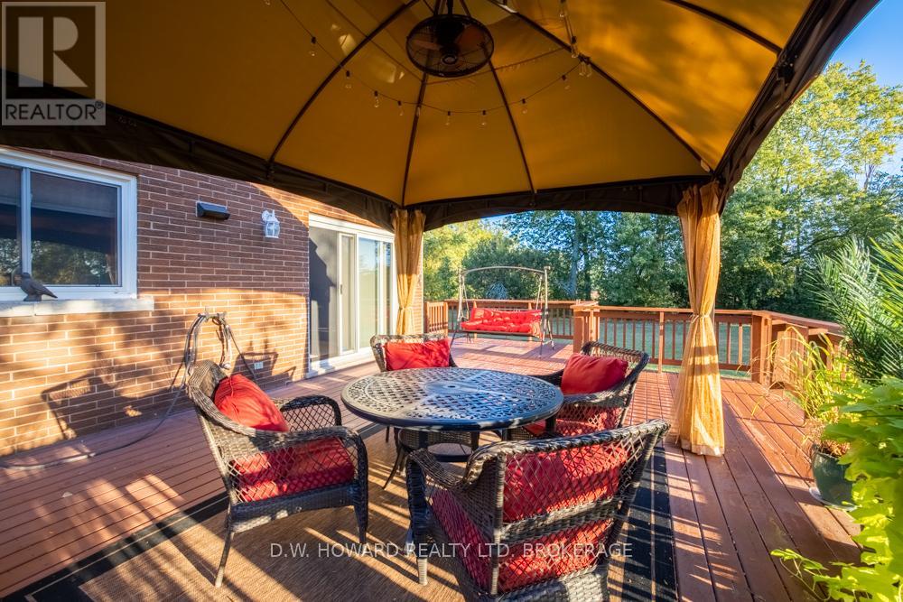 2264 Shisler Road, Fort Erie, Ontario  L0S 1S0 - Photo 32 - X12425927