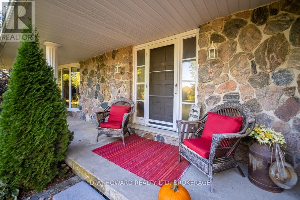 2264 Shisler Road, Fort Erie, Ontario  L0S 1S0 - Photo 4 - X12425927