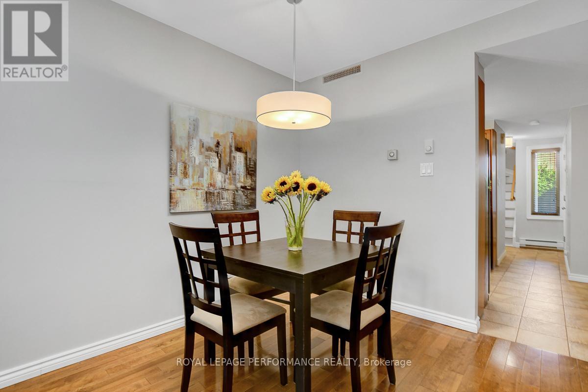 3 - 2 Columbus Avenue, Ottawa, Ontario  K1K 1R3 - Photo 12 - X12437821