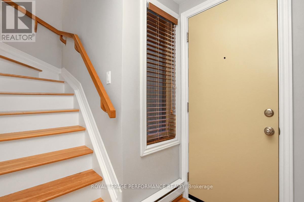 3 - 2 Columbus Avenue, Ottawa, Ontario  K1K 1R3 - Photo 25 - X12437821
