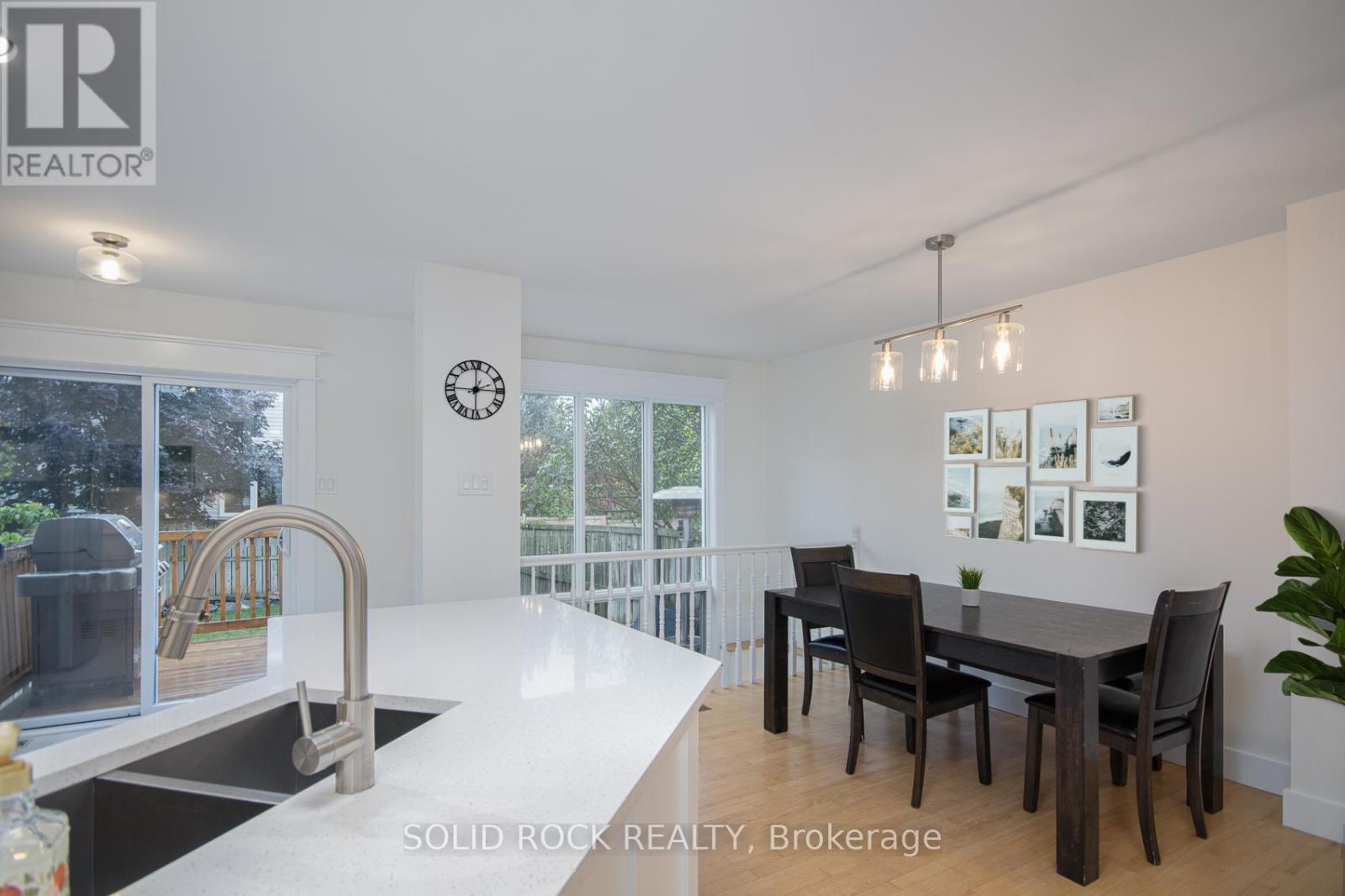 119 Kincardine Drive, Ottawa, Ontario  K2V 1B1 - Photo 11 - X12437854