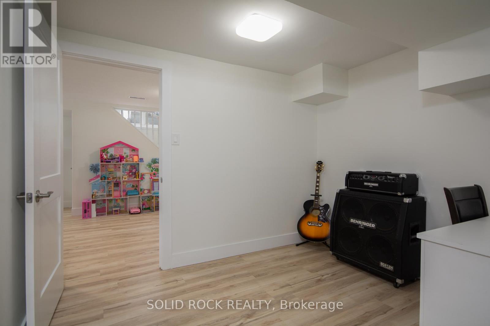 119 Kincardine Drive, Ottawa, Ontario  K2V 1B1 - Photo 33 - X12437854