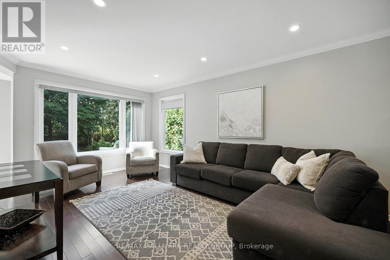 6272 Sablewood Place, Ottawa, Ontario  K1C 7M5 - Photo 7 - X12437890