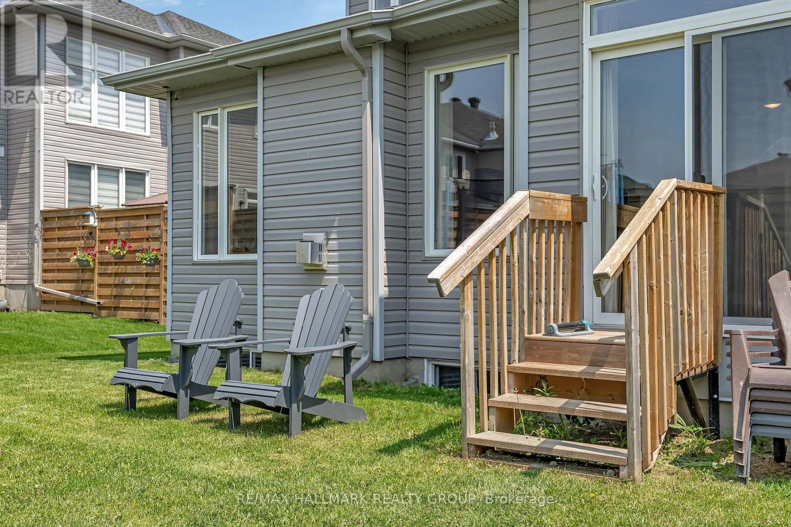 78 Dunlop Road, Carleton Place, Ontario  K7C 0R8 - Photo 44 - X12437893