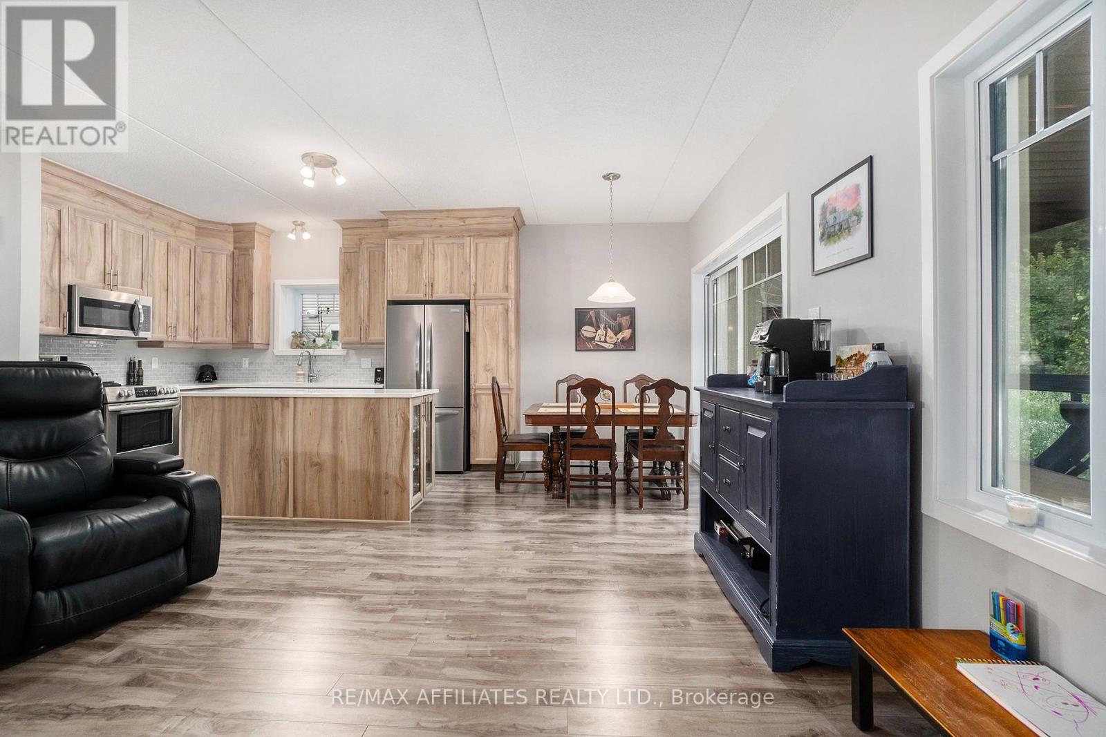 401 - 99 St-Moritz Trail, Russell, Ontario  K0A 1W0 - Photo 11 - X12437898