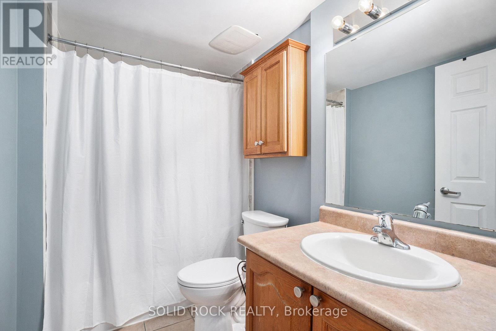 202 - 134 York Street, Ottawa, Ontario  K1N 1K8 - Photo 14 - X12437918