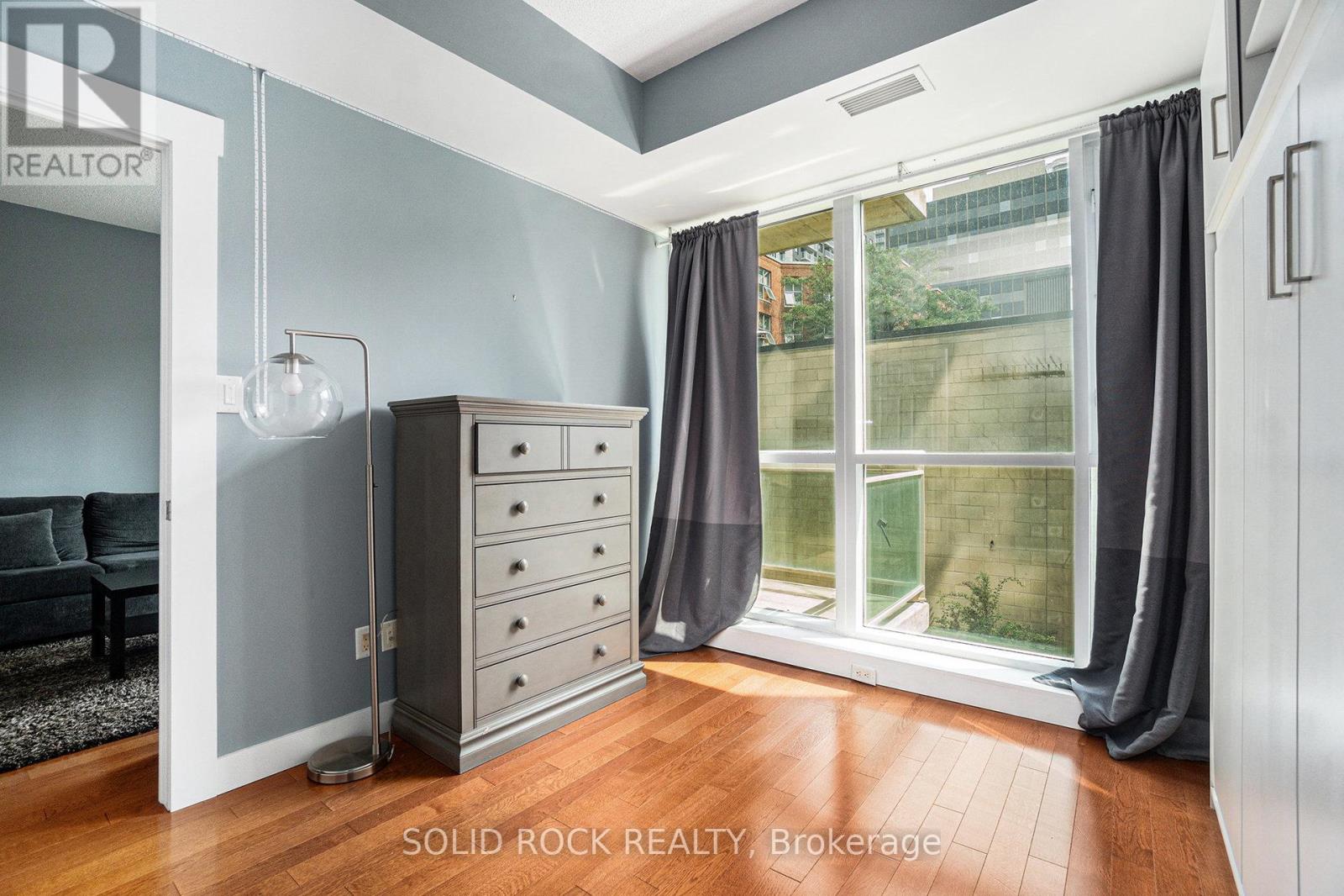 202 - 134 York Street, Ottawa, Ontario  K1N 1K8 - Photo 17 - X12437918