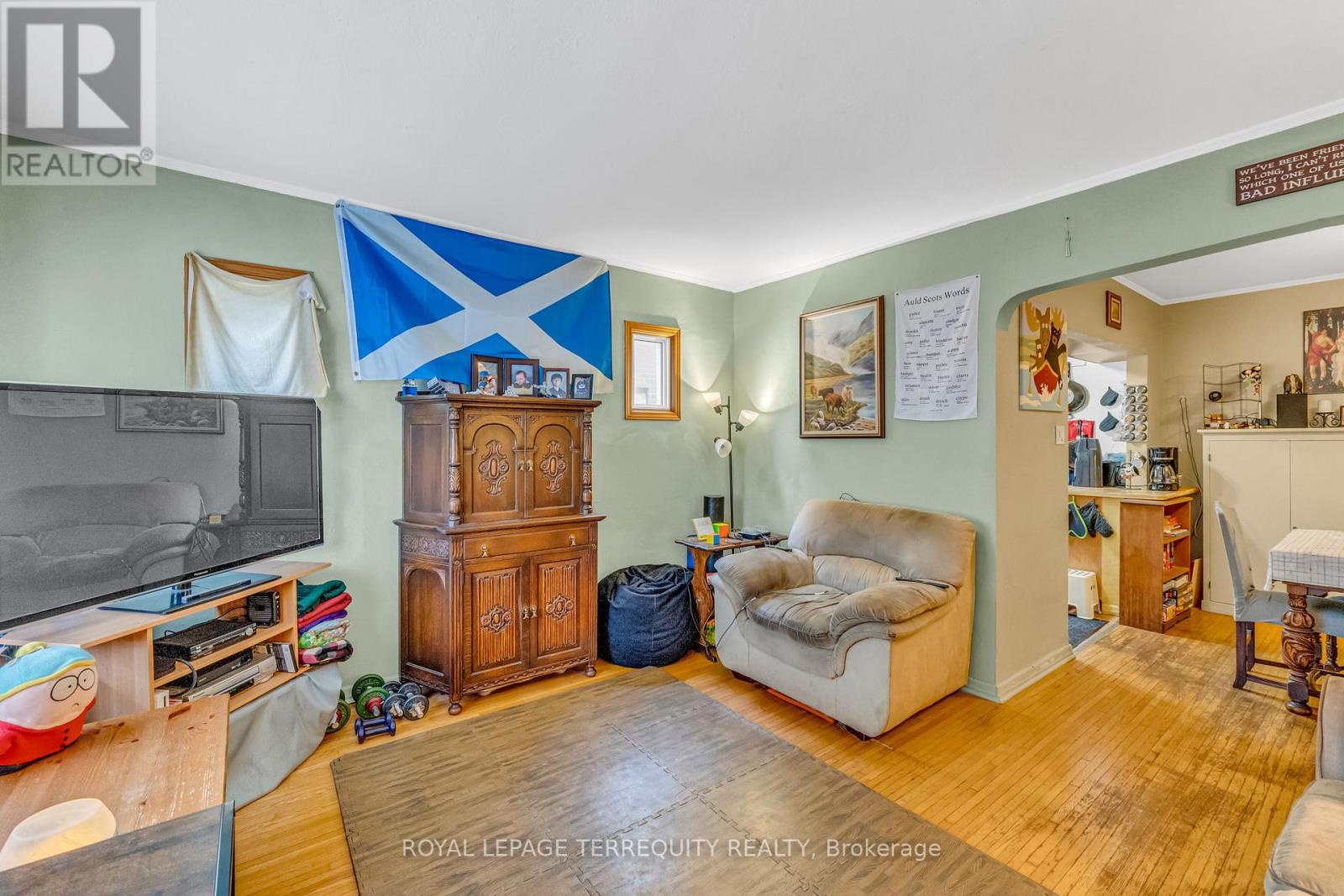 51 Claxton Boulevard, Toronto, Ontario  M6C 1L9 - Photo 4 - C12434532
